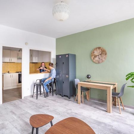 Hostel Ambassade Bretonne Vieux-Port Marseille Bagian luar foto