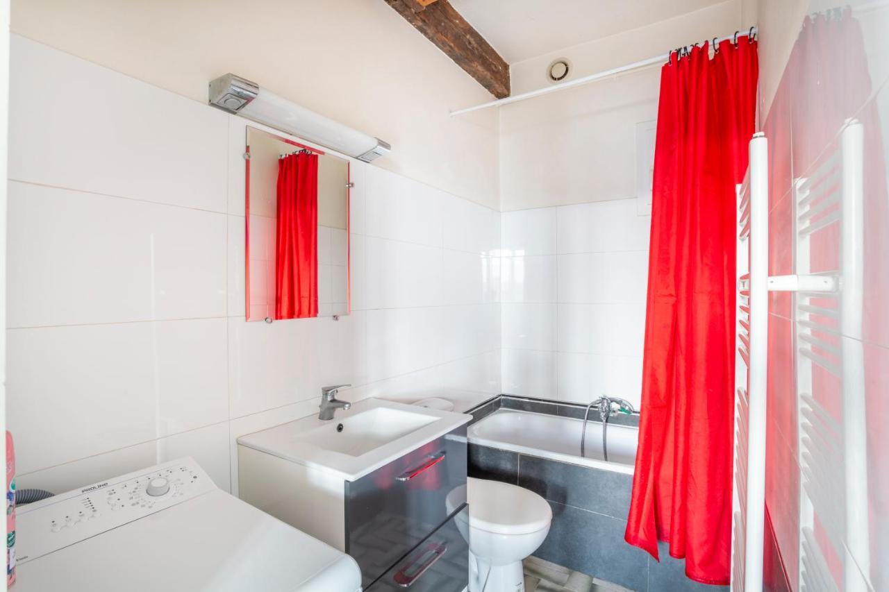 Hostel Ambassade Bretonne Vieux-Port Marseille Bagian luar foto